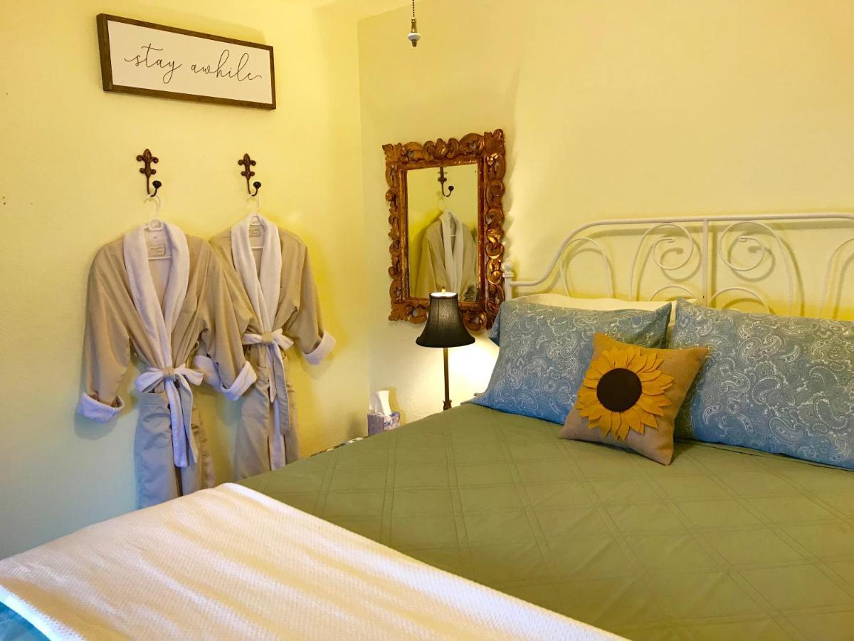 Mamere'S Guest House Monmouth Exterior foto